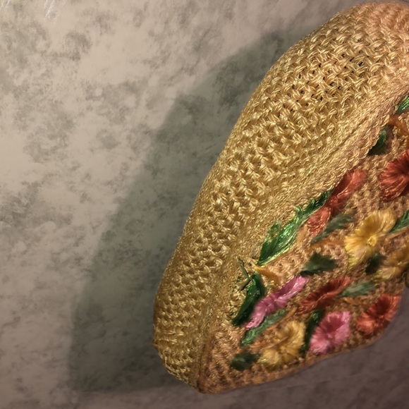 HP 10/22/23 Vintage 50’s 60’s Hand Woven Straw Purse w/ Floral Design - Picture 11 of 15